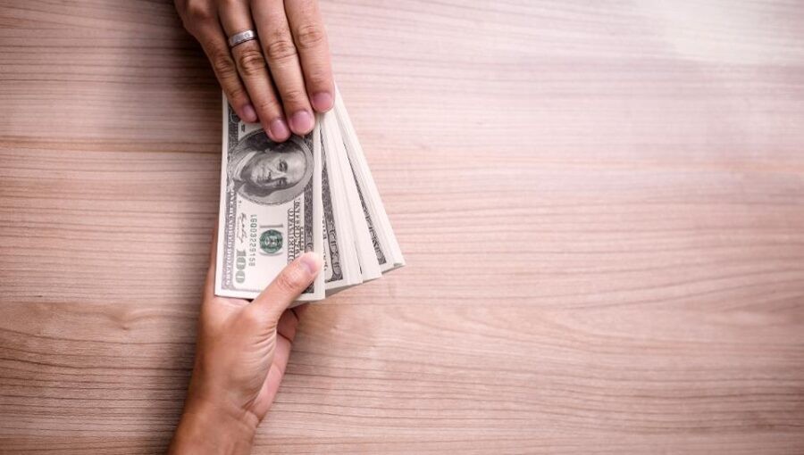 6 Advantages of Getting an Online Payday Loan