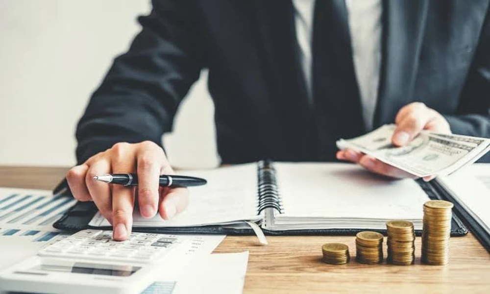 Benefits of Working with an Experienced Debt Collection Agency